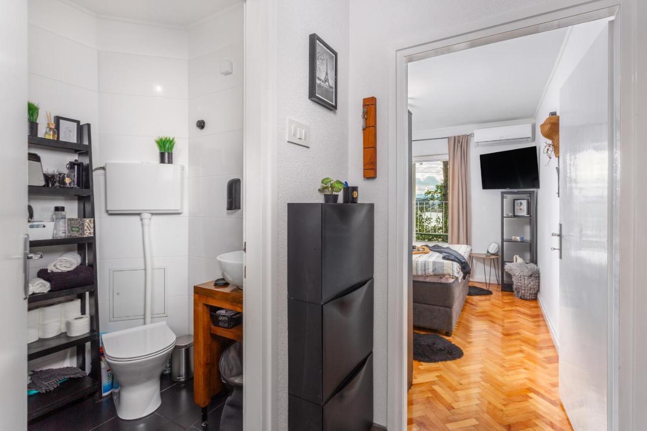 Apartment Carovo7 คราลเยวีจา ภายนอก รูปภาพ