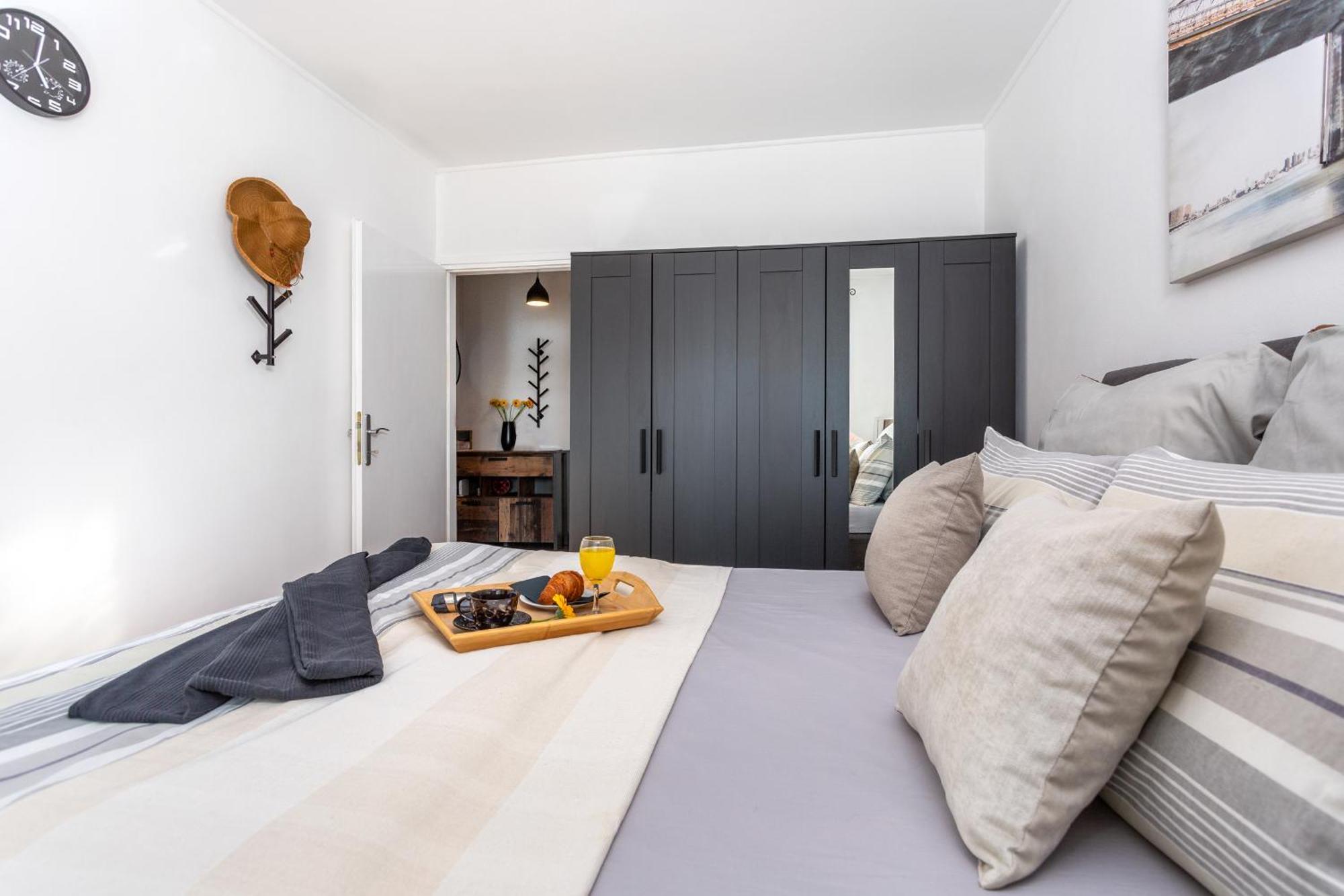 Apartment Carovo7 คราลเยวีจา ภายนอก รูปภาพ